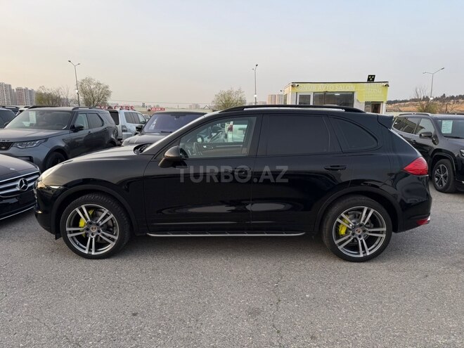 Porsche Cayenne-7
