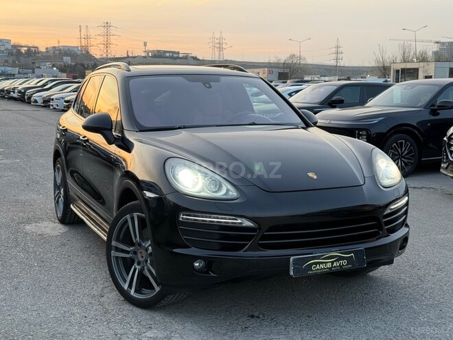 Porsche Cayenne-2