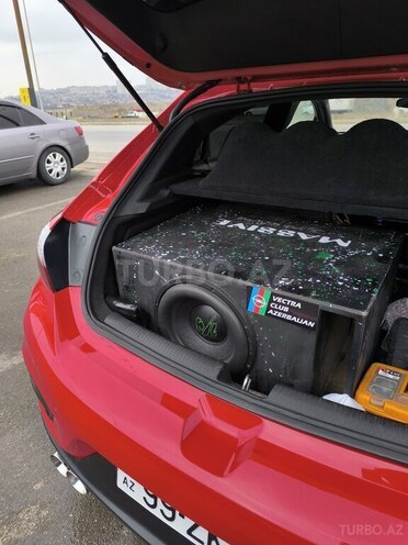 Chevrolet Cruze-13