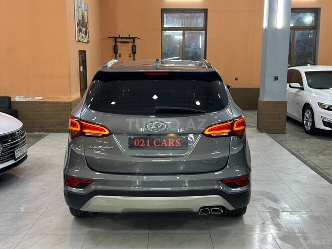 Hyundai Santa Fe-3