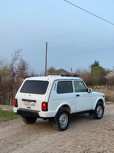LADA (VAZ) Niva-10