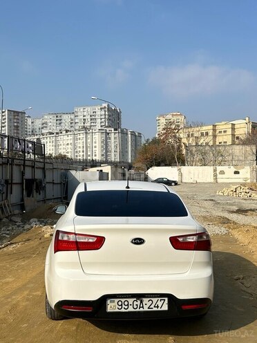 Kia Rio-8