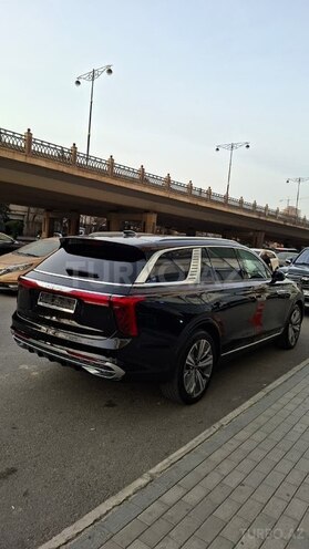 Hongqi E-HS9-2