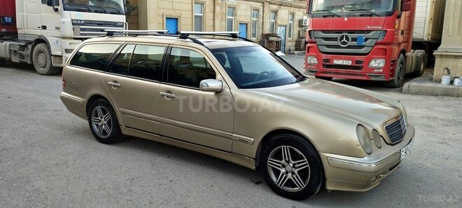 Mercedes E 240-9