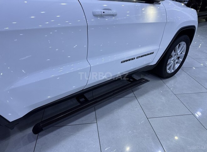 Jeep Grand Cherokee-16