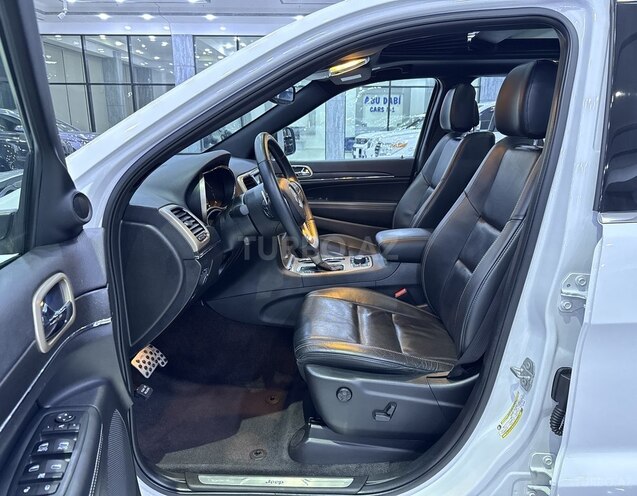 Jeep Grand Cherokee-11