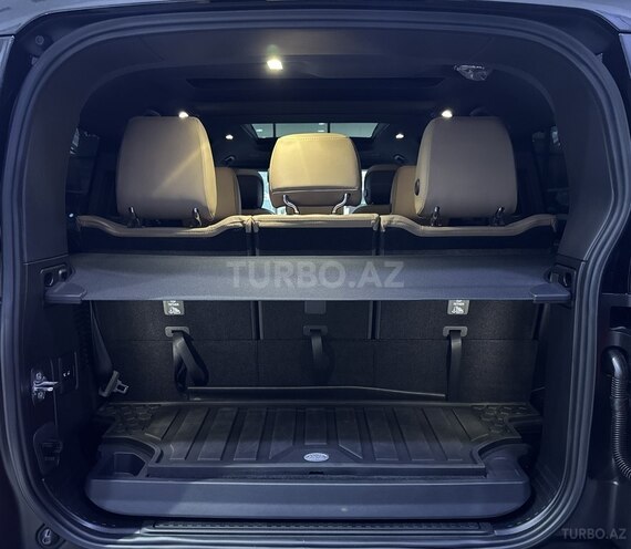 Land Rover Defender-15