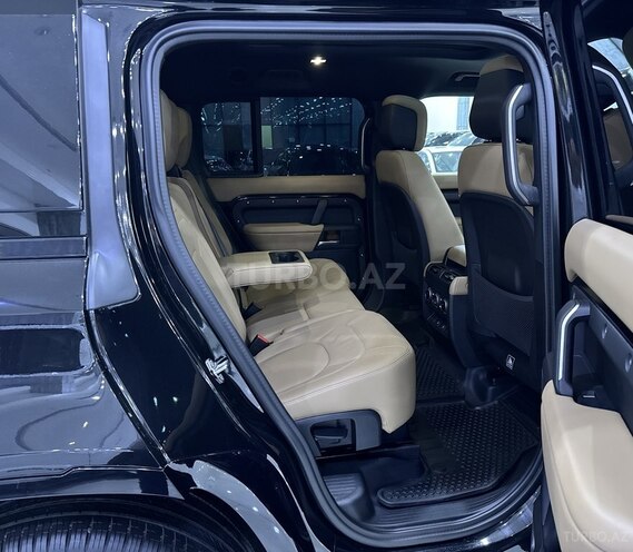 Land Rover Defender-13