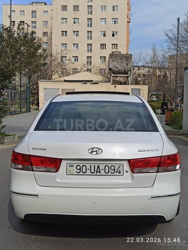 Hyundai Sonata-2
