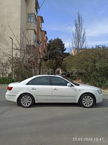 Hyundai Sonata-9