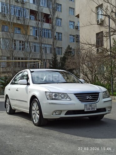 Hyundai Sonata-14