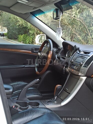 Hyundai Sonata-18