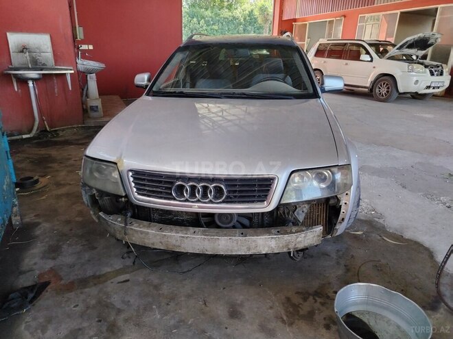 Audi A6-1