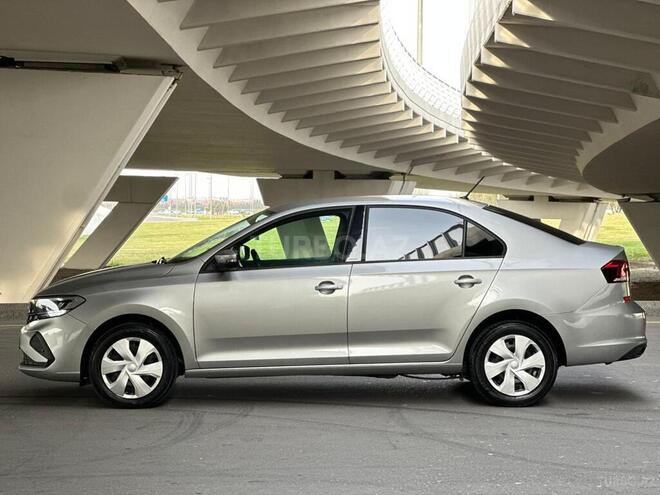 Volkswagen Polo-2