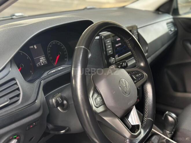 Volkswagen Polo-5