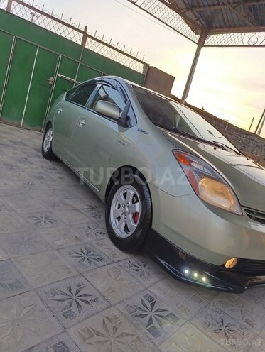 Toyota Prius-3