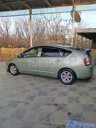 Toyota Prius-5