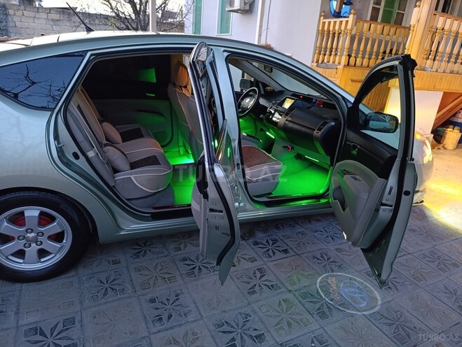 Toyota Prius-9