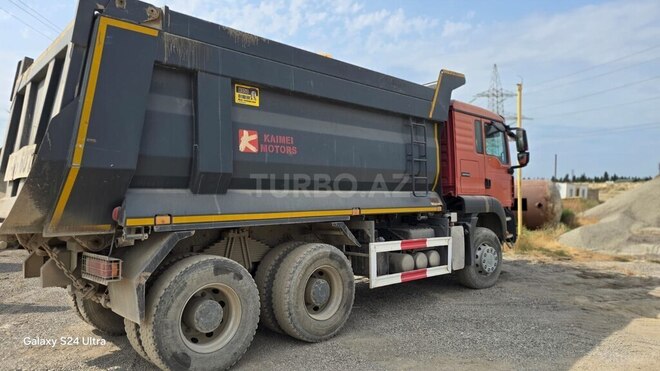 HOWO Sinotruk 2022, 640,000 km - 15.0 l - Bakı