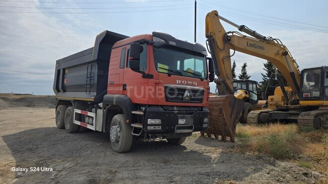 HOWO Sinotruk 2022, 640,000 km - 15.0 l - Bakı