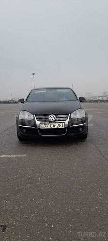 Volkswagen Jetta-1