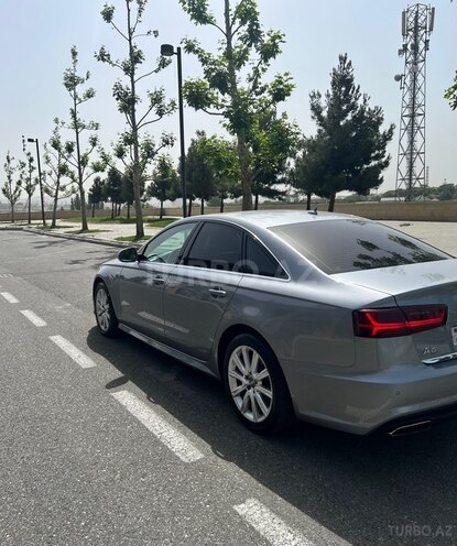 Audi A6-2