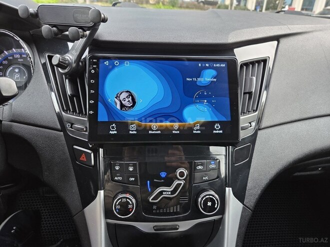 Hyundai Sonata-12