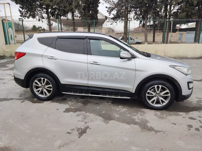 Hyundai Santa Fe-3