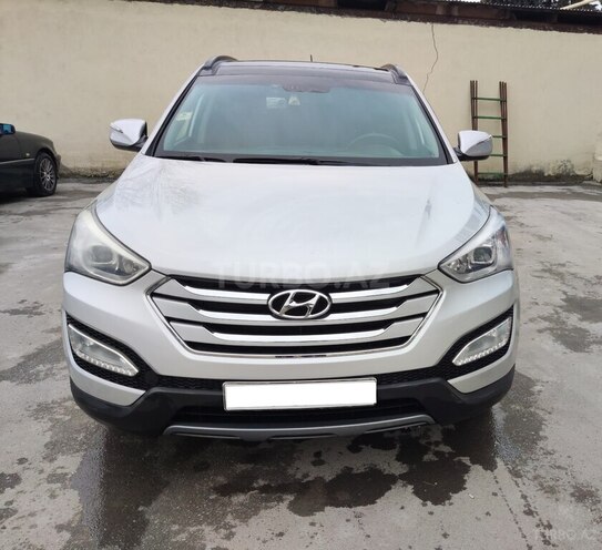 Hyundai Santa Fe-1