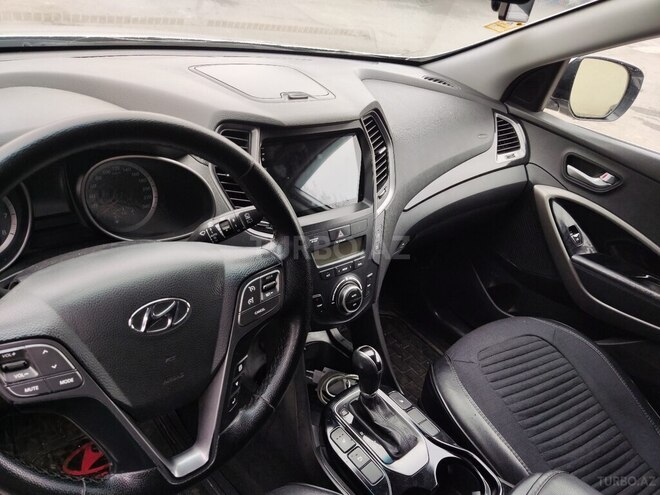 Hyundai Santa Fe-8