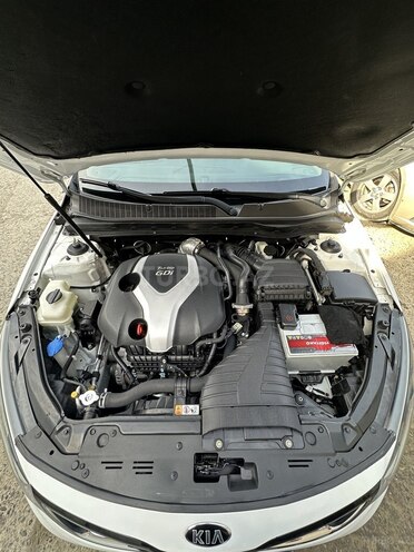 Kia Optima-21