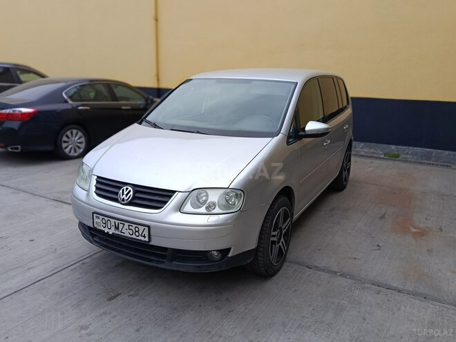 Volkswagen Touran-4