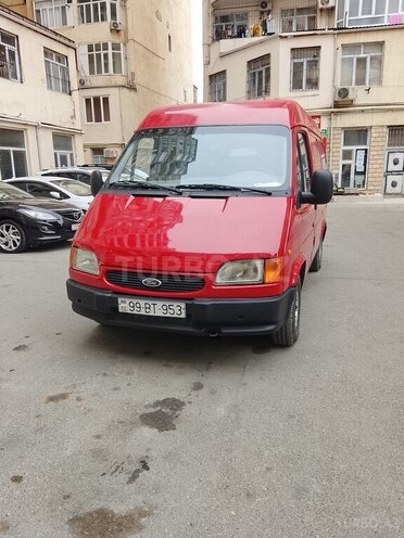 Ford Transit-1