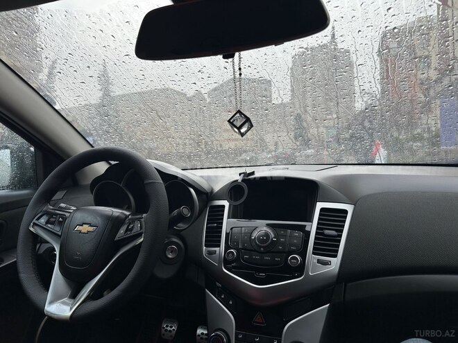 Chevrolet Cruze-4