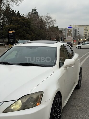 Lexus IS 350-4