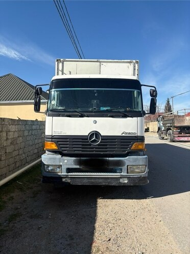 Mercedes Atego 1823-1