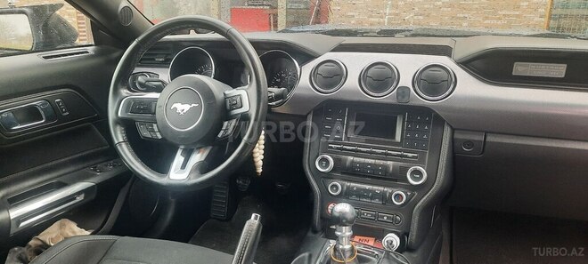 Ford Mustang-2