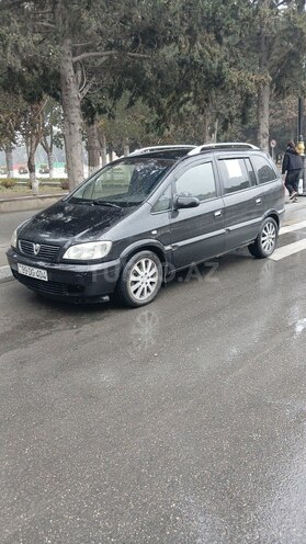 Opel Zafira-2