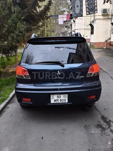 Mitsubishi Outlander-5