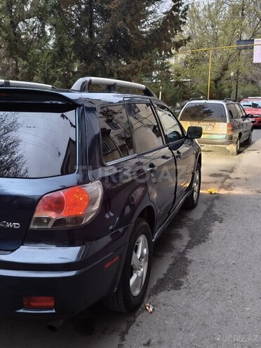 Mitsubishi Outlander-8