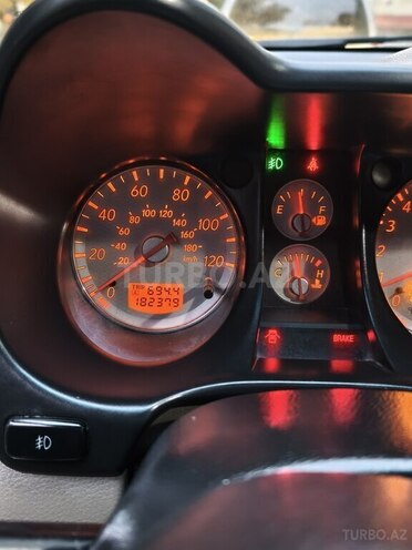 Mitsubishi Outlander-11