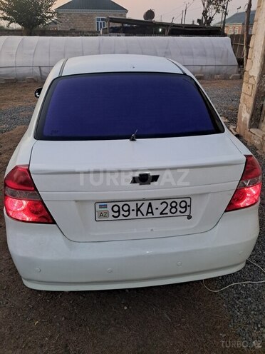 Chevrolet Aveo-2