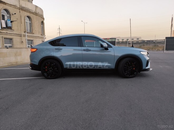 Geely Tugella-17
