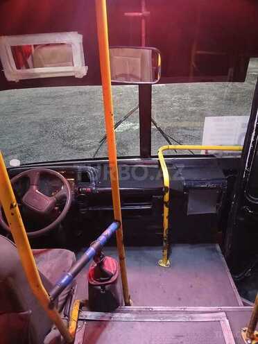 Isuzu Ecobus-2