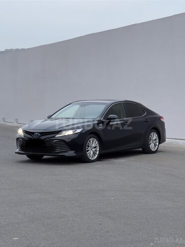 Toyota Camry-1