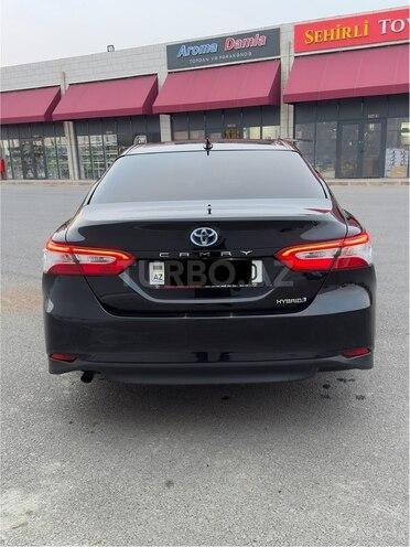 Toyota Camry-7