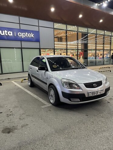 Kia Rio-14