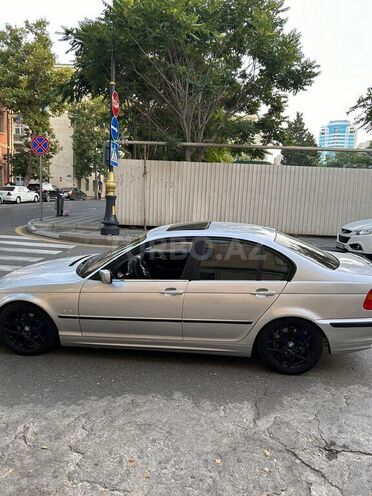 BMW 318-15