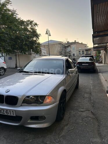 BMW 318-3