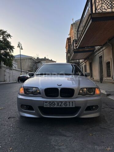BMW 318-4